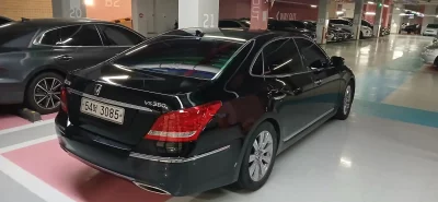 Hyundai Equus