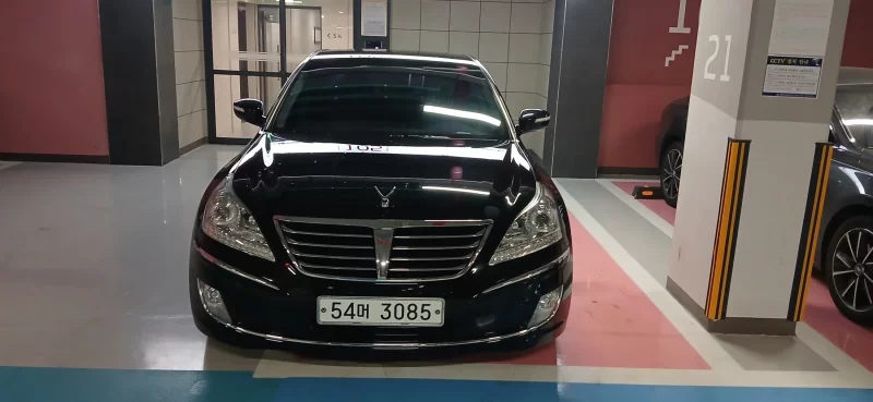 Hyundai Equus