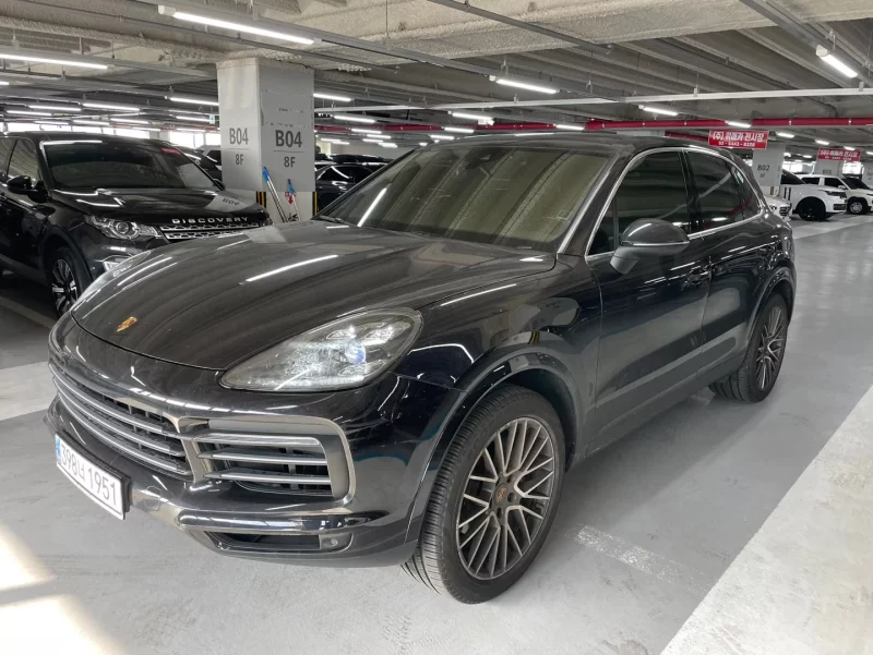 Porsche CAYENNE
