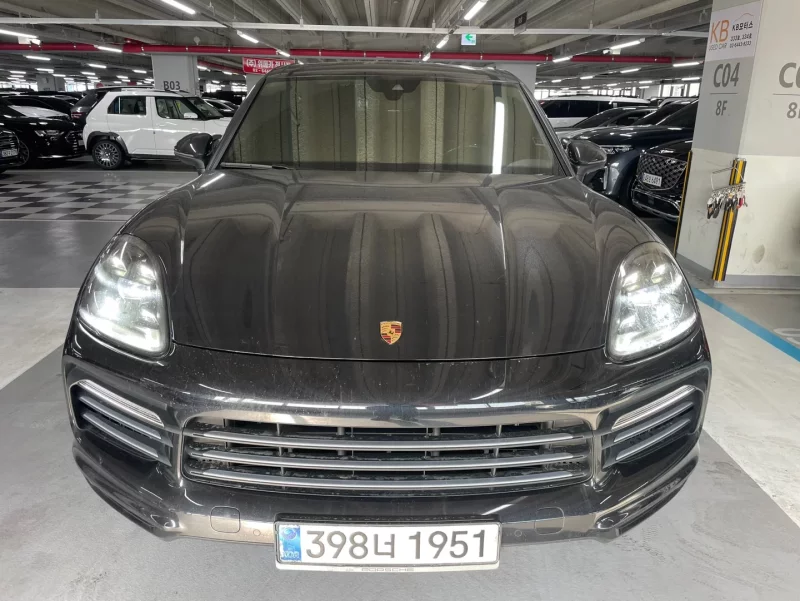 Porsche CAYENNE