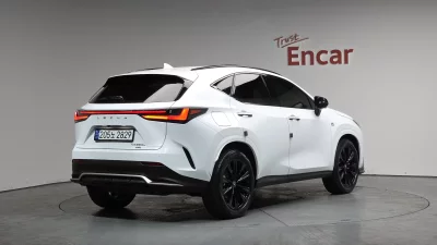 Lexus NX450h+