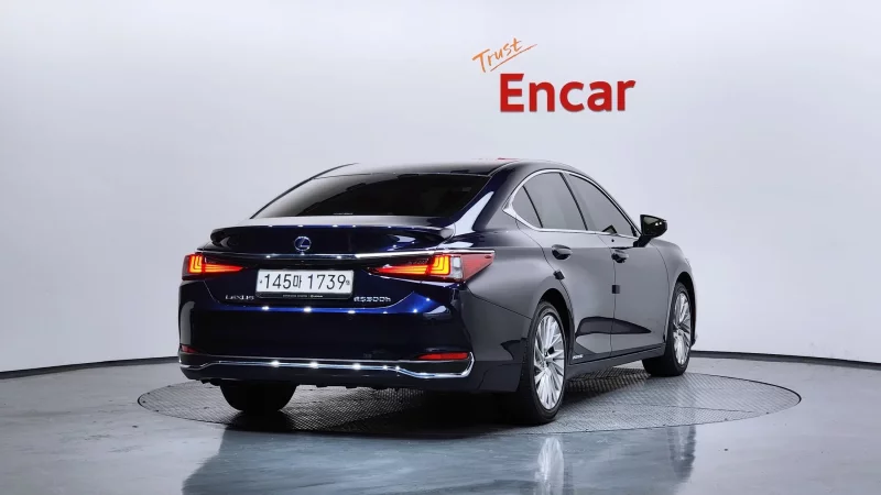 Lexus ES300h