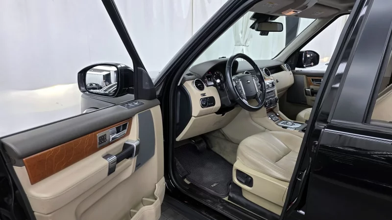 Land Rover DISCOVERY