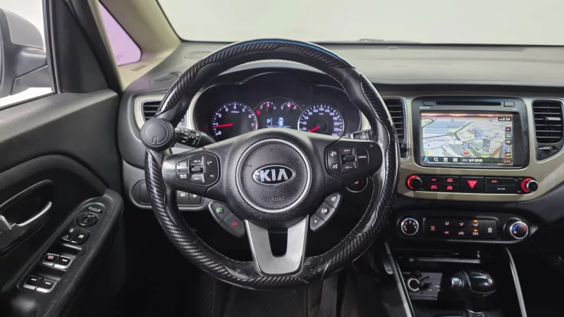 Kia Carens