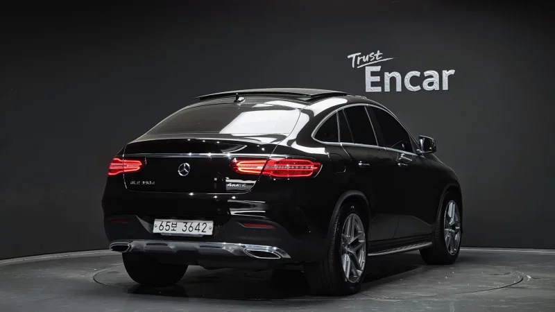 Mercedes-Benz GLE-Class