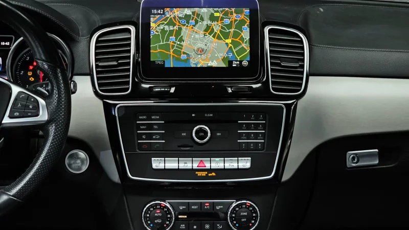 Mercedes-Benz GLE-Class