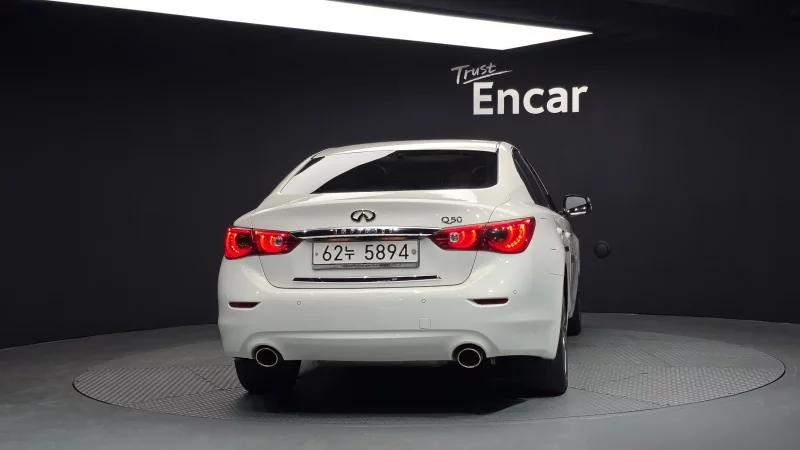 Infiniti Q50