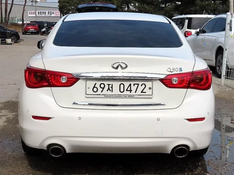 Infiniti Q50