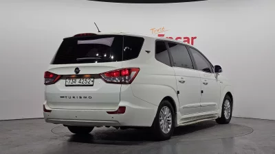 SsangYong Korando Turismo