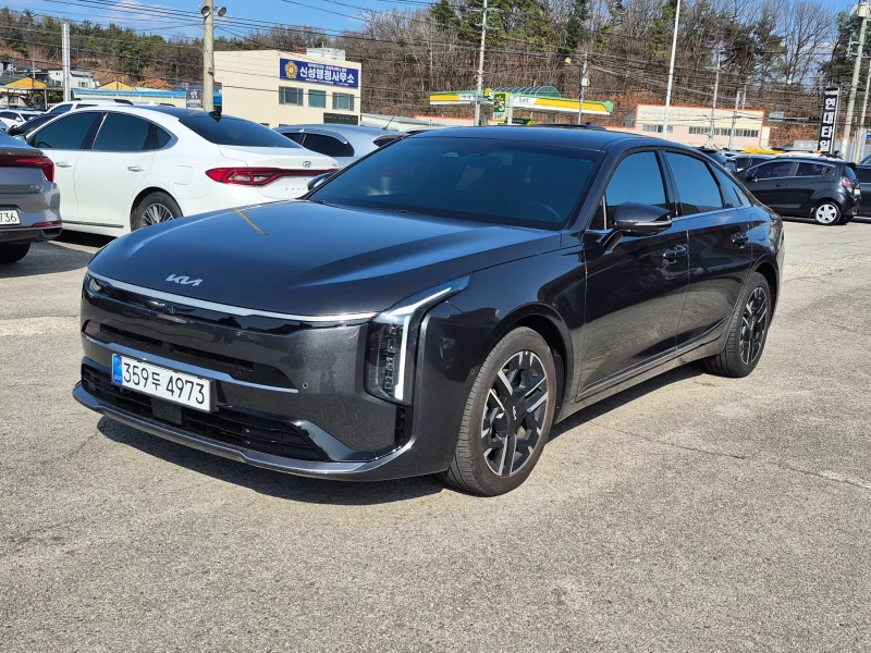 Kia K8