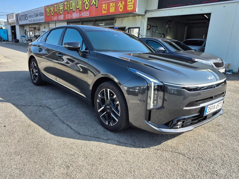 Kia K8