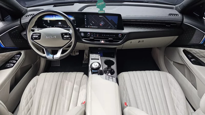 Kia K8
