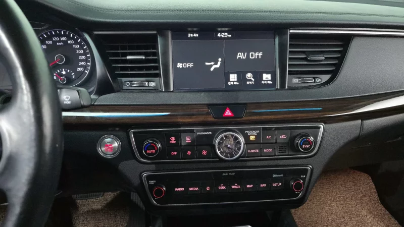 Kia K7