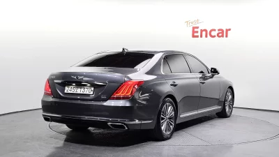 Genesis EQ900