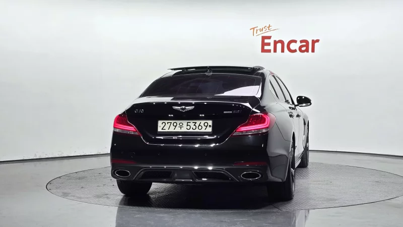 Genesis G70