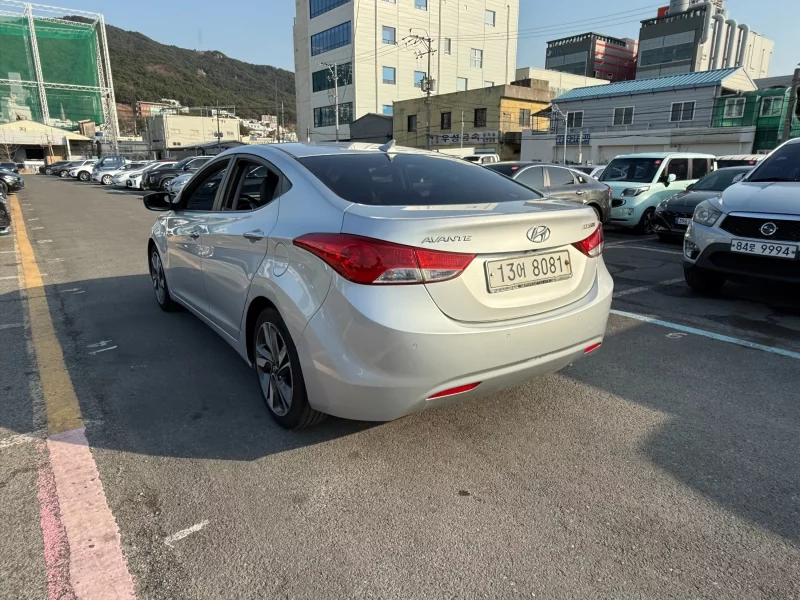 Hyundai AVANTE