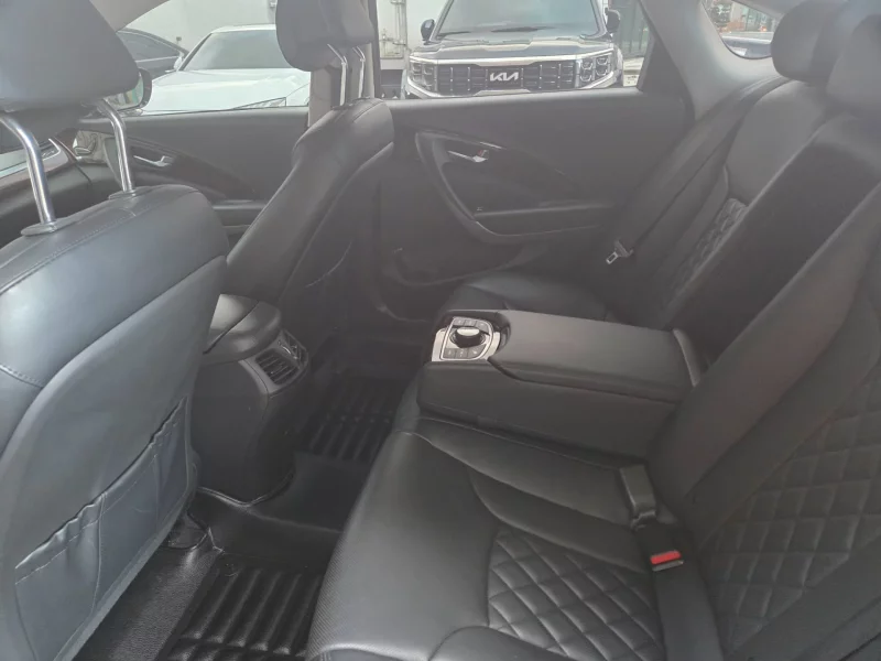 Hyundai Aslan