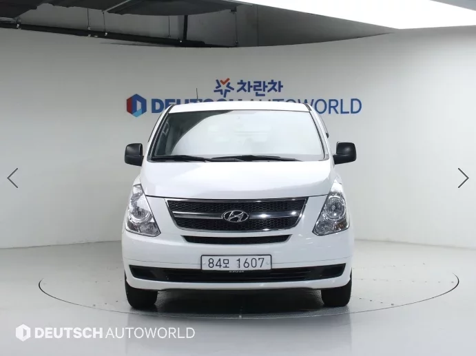 Hyundai Grand Starex