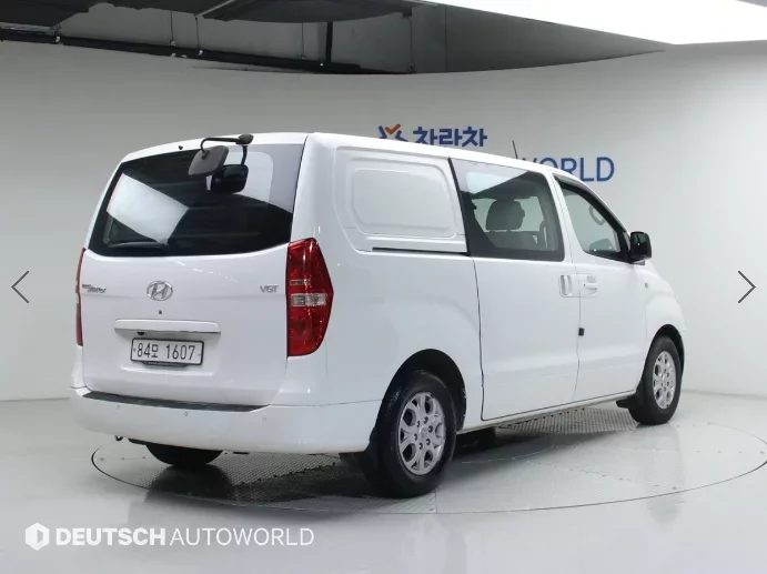 Hyundai Grand Starex