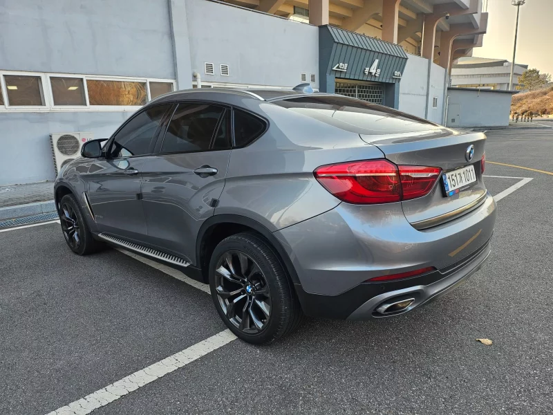 BMW X6