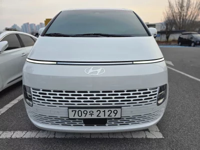 Hyundai Staria