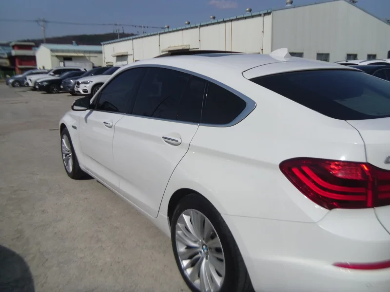 BMW 5-Series Gran Turismo