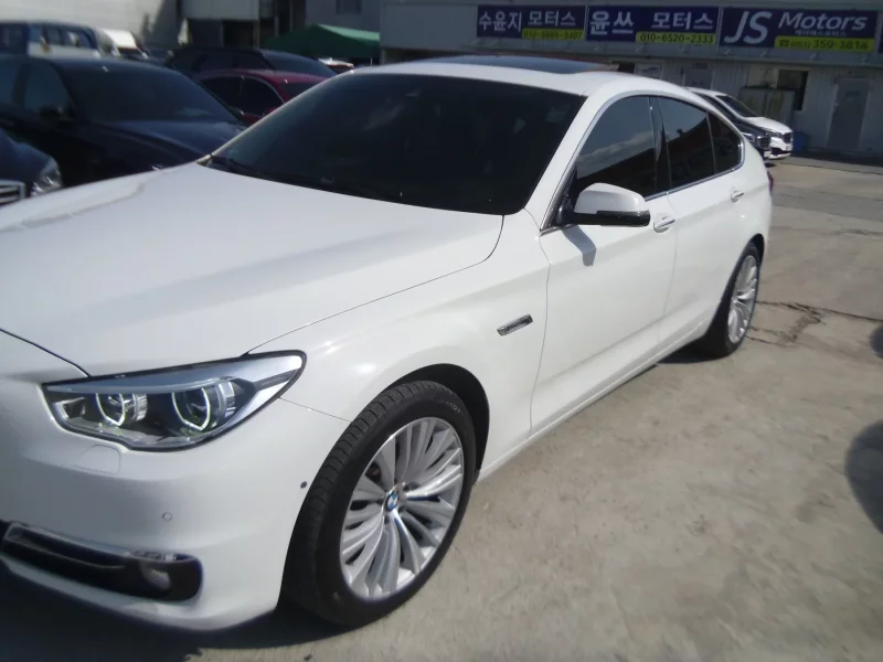 BMW 5-Series Gran Turismo