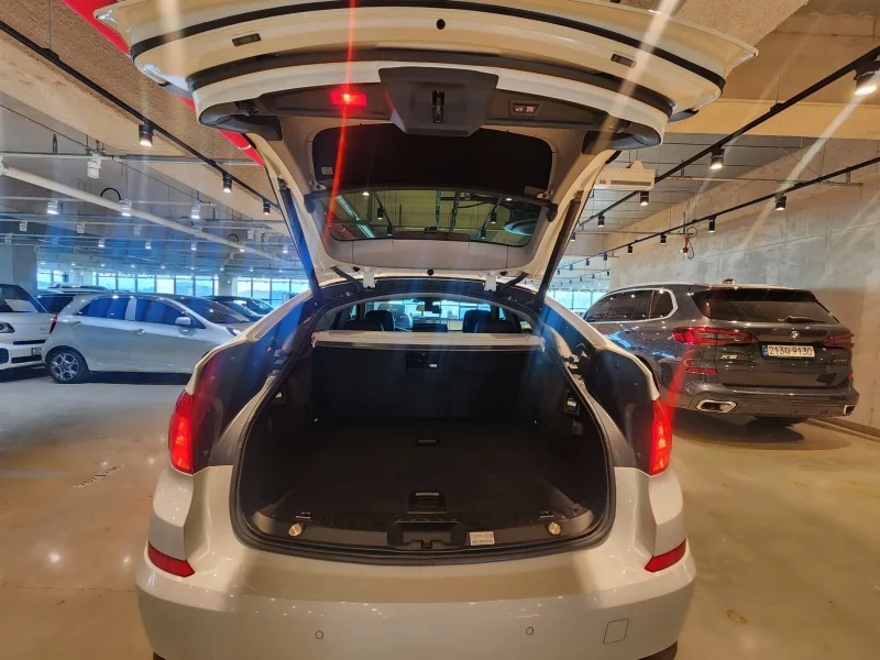 BMW 5-Series Gran Turismo