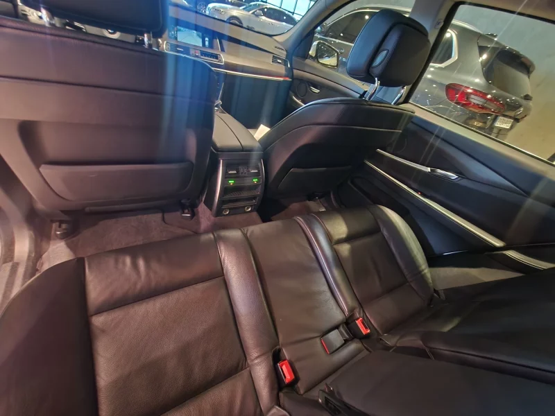 BMW 5-Series Gran Turismo