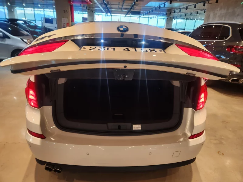 BMW 5-Series Gran Turismo