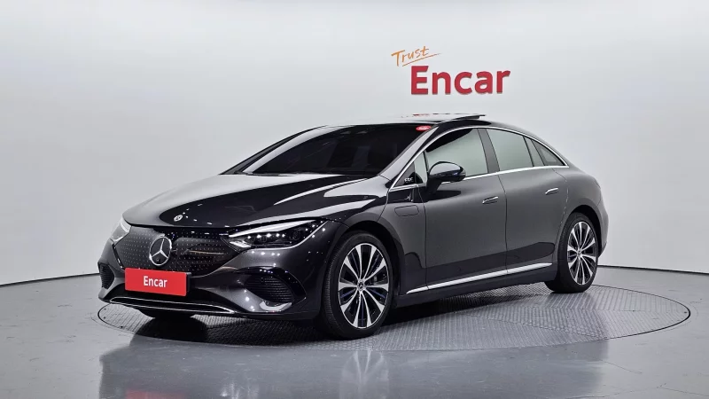 Mercedes-Benz EQE