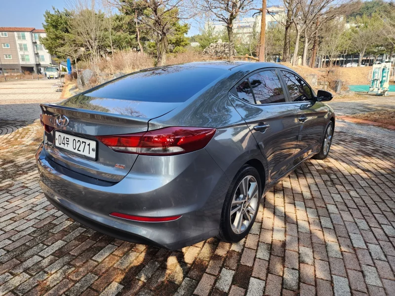 Hyundai AVANTE