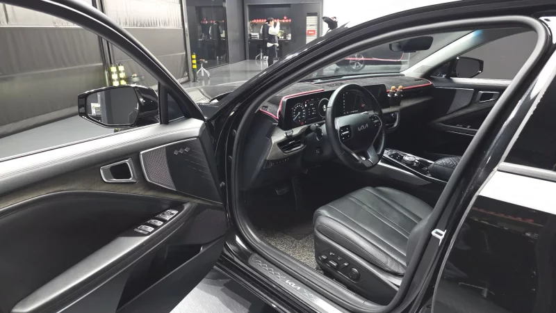 Kia K8
