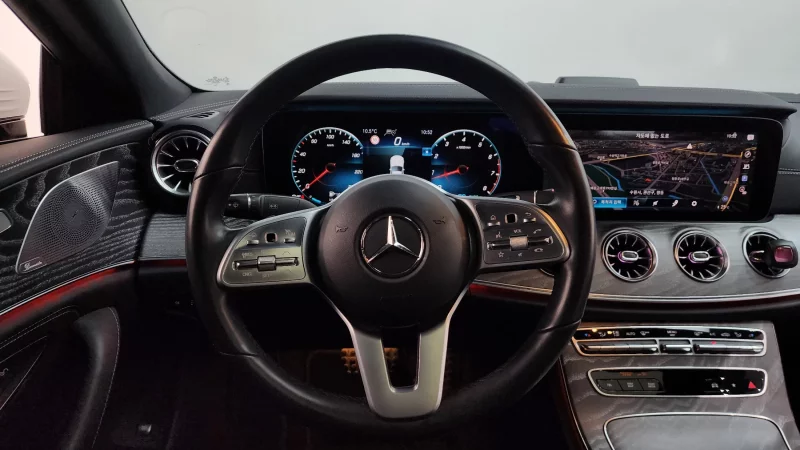 Mercedes-Benz CLS-Class