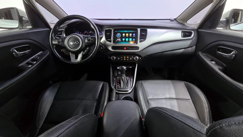 Kia Carens