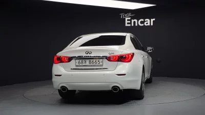 Infiniti Q50