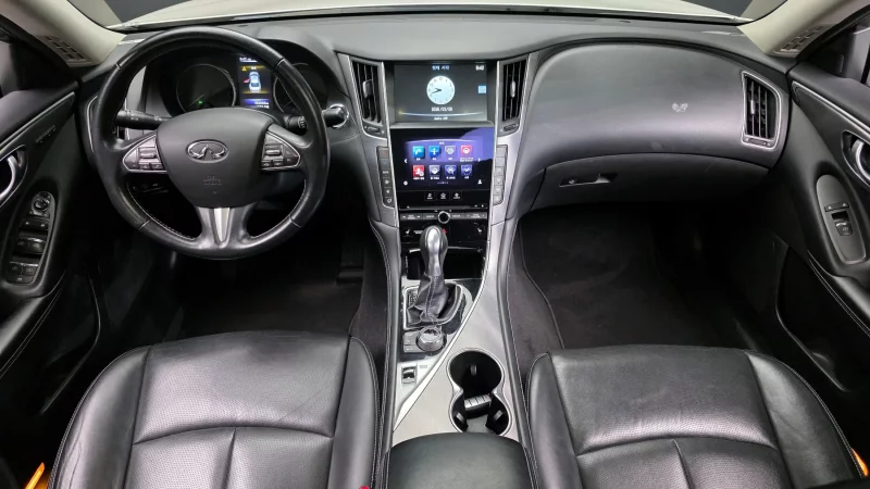 Infiniti Q50