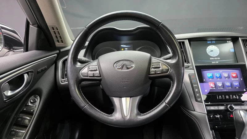 Infiniti Q50