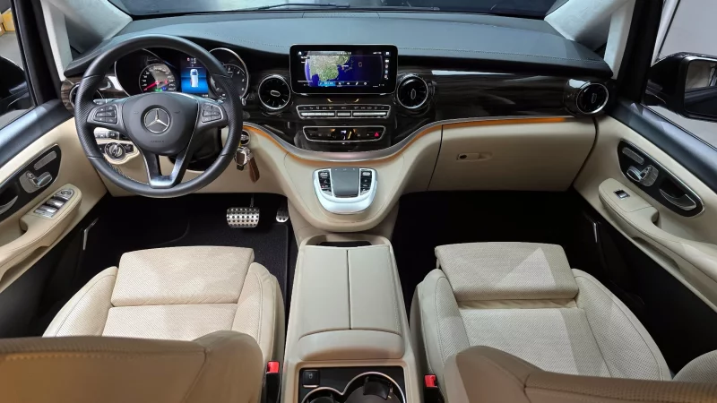 Mercedes-Benz V-Class