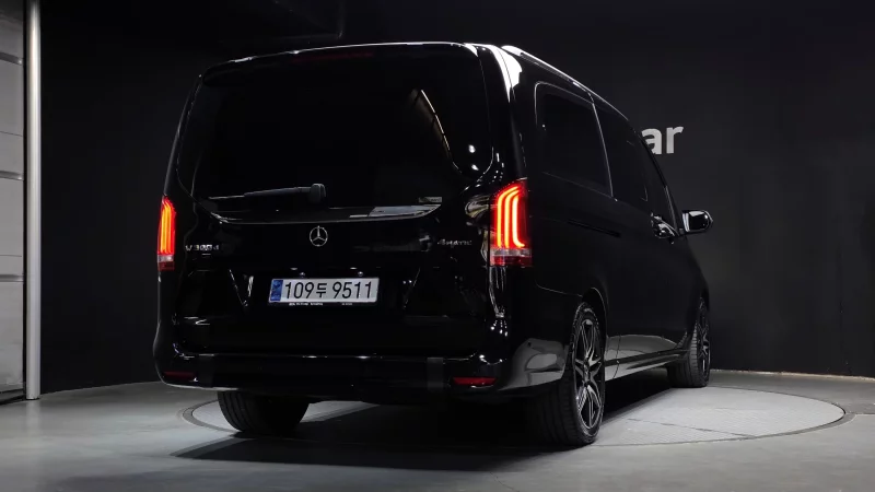 Mercedes-Benz V-Class
