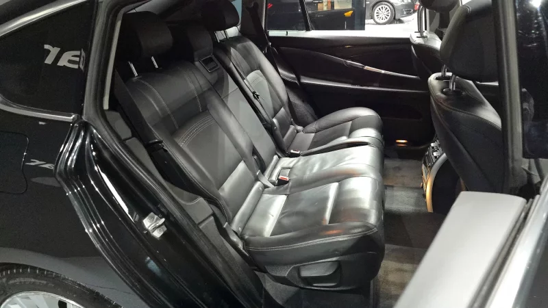 BMW 5-Series Gran Turismo