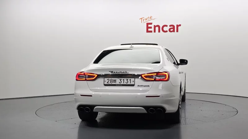 Maserati QUATTROPORTE