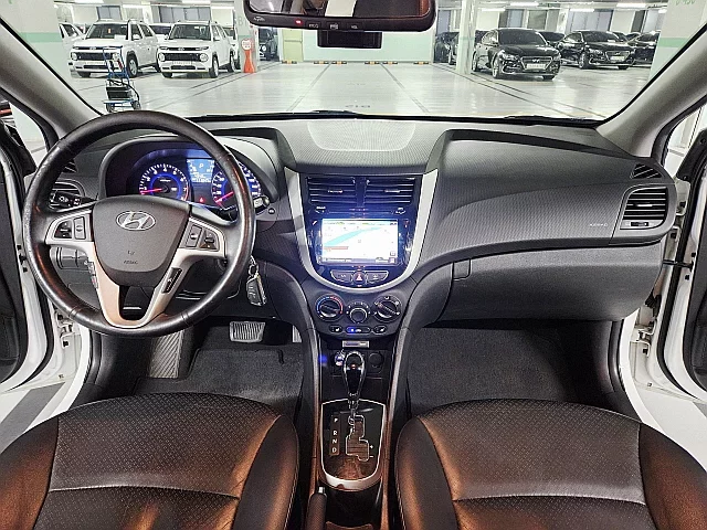 Hyundai Accent