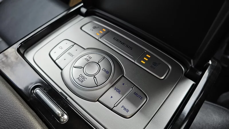 Hyundai Genesis