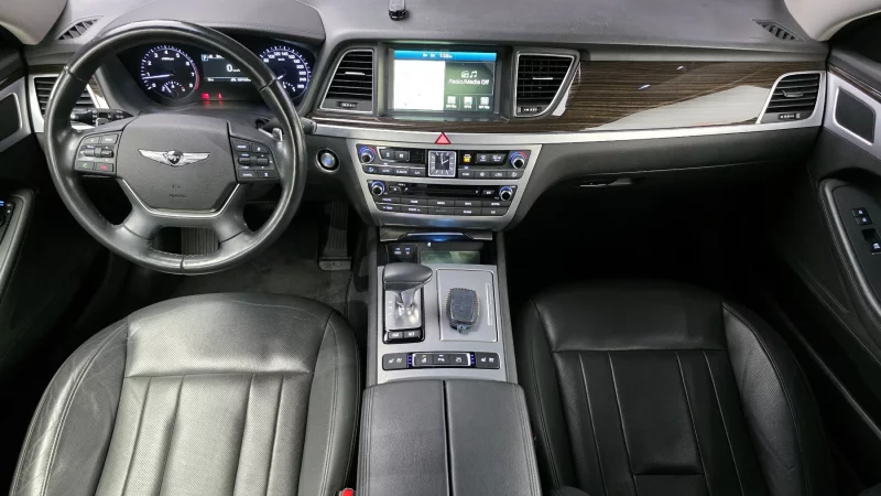 Genesis G80