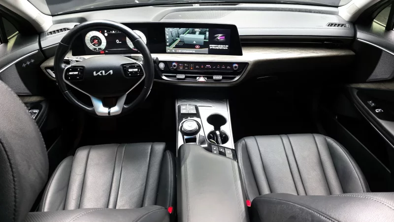 Kia K8