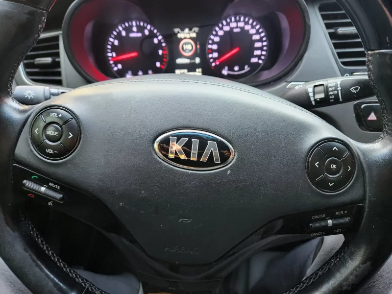 Kia K9