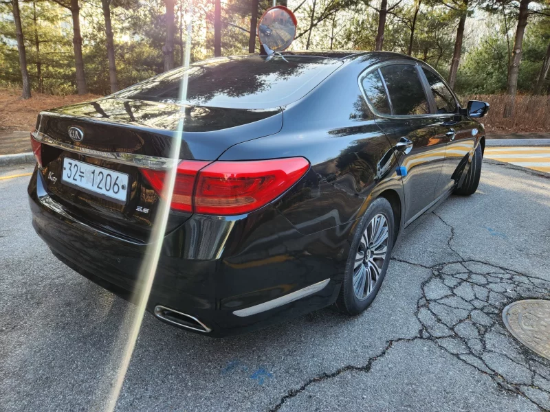 Kia K9