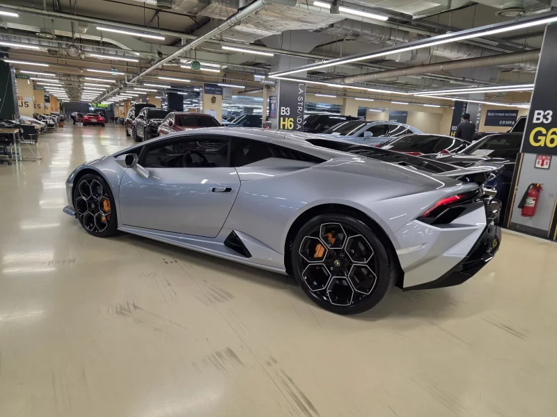 Lamborghini HURACAN