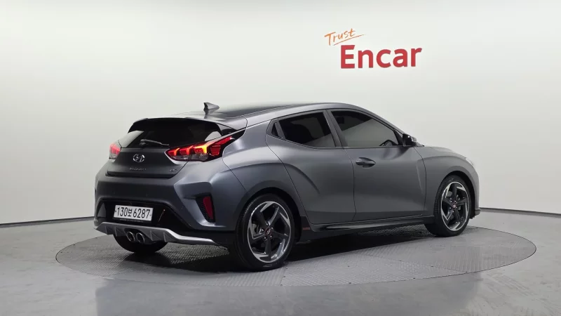 Hyundai Veloster